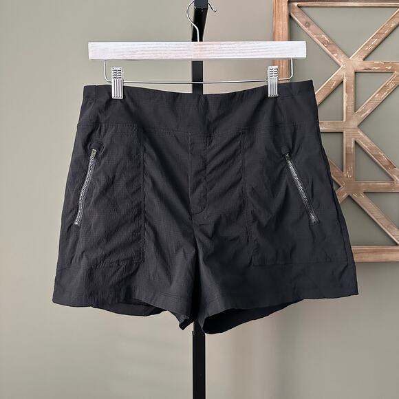 Athleta Trekkie Shorts Black Size 10 - Picture 2 of 5